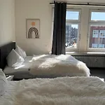 Pier 1 Bis 4 Gmuetliche Mit Boxspringbett Cuxhaven