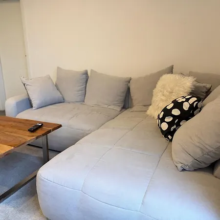 Pier 1 Bis 4 Gmuetliche Mit Boxspringbett Куксхафен